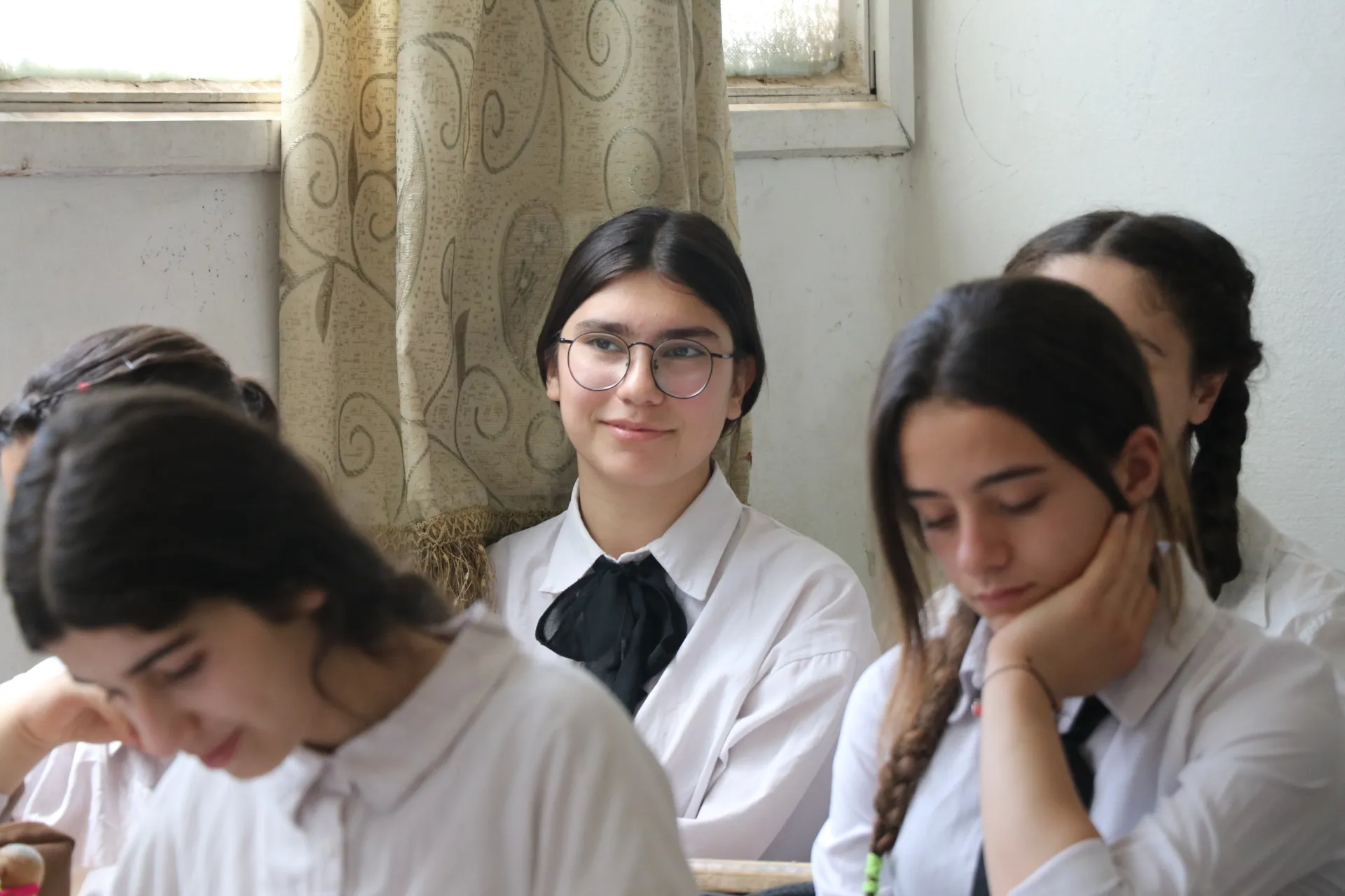 اللغة الكردية إحدى لغات الثورة