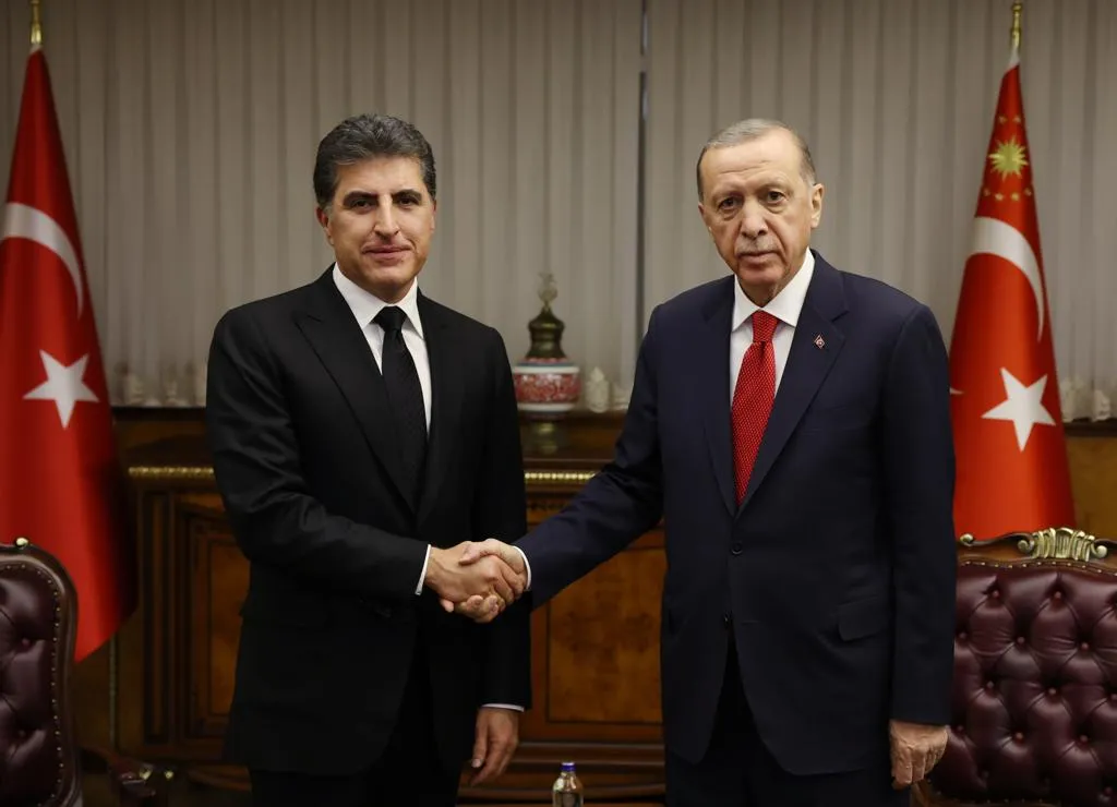 ردود فعل شعبية غاضبة حيال تهنئة البرزاني لأردوغان بفوزه في الانتخابات