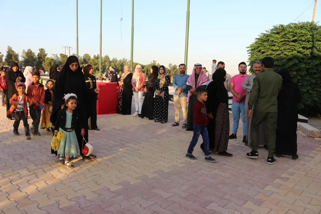 شمال وشرق سوريا.. الآلاف يزورون أضرحة الشهداء صبيحة عيد الأضحى