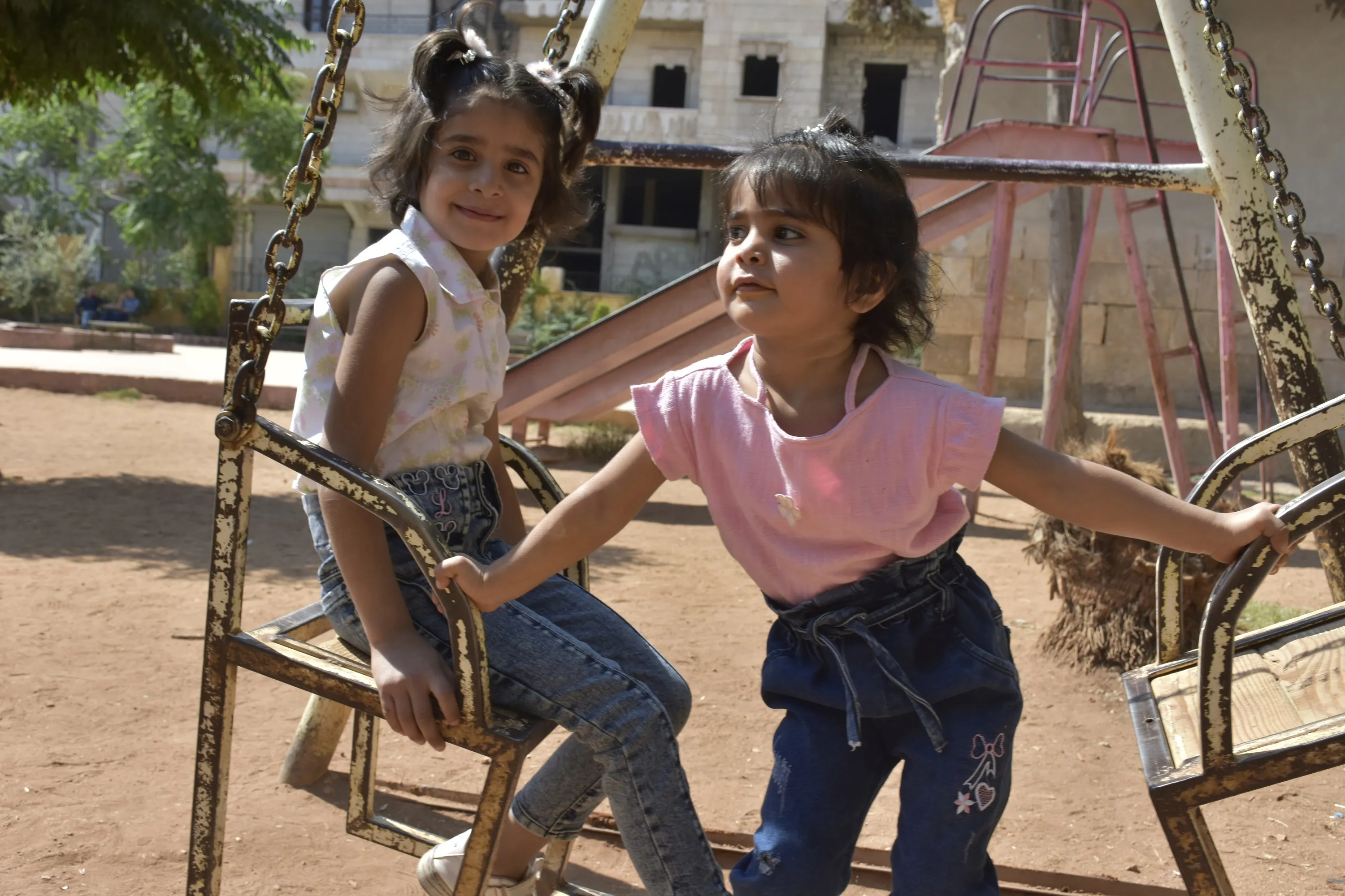 العيد فرحة والأطفال بهجته