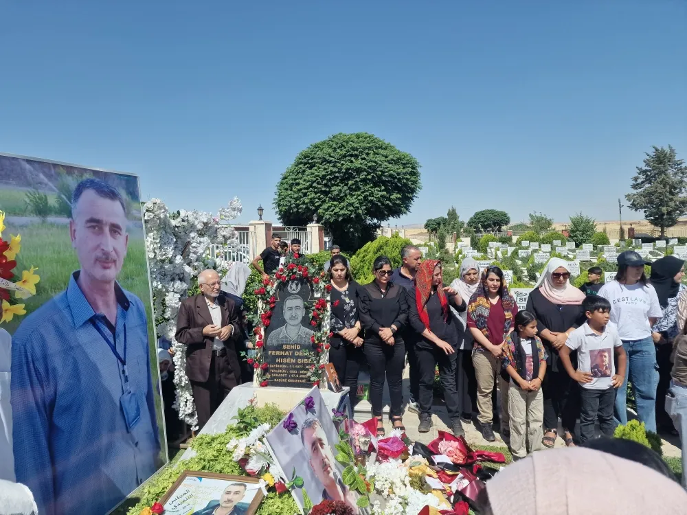 ​​​​​​​إحياء الذكرى السنوية الأولى لاستشهاد فرهاد ديرك