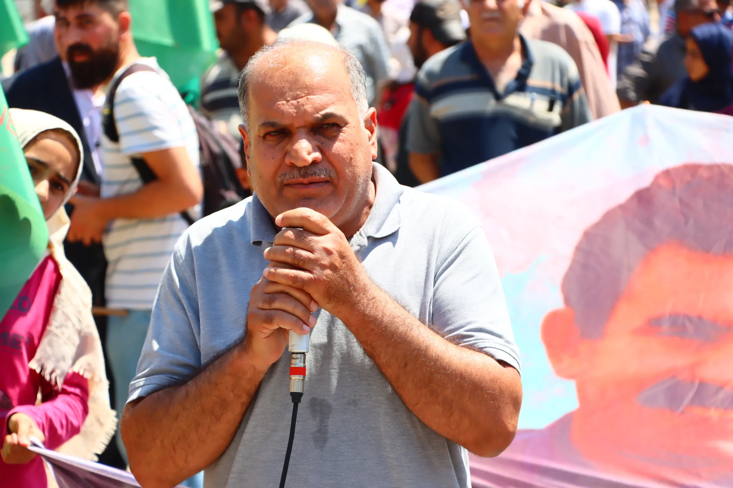 ​​​​​​​الآلاف في قامشلو يؤكدون استمرار النضال حتى تحقيق حرية القائد الجسدية