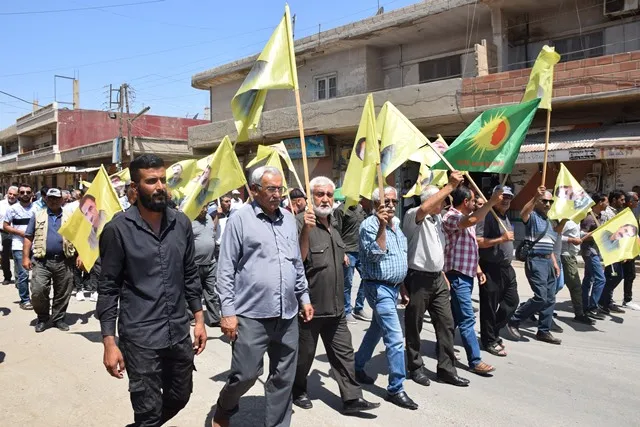 ​​​​​​​أهالي عن شهداء المجزرة: سنجعل من ذكراهم دافعاً جديداً للنضال
