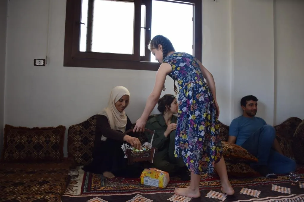 زيارة ذوي الشهداء في ثاني أيام عيد الأضحى