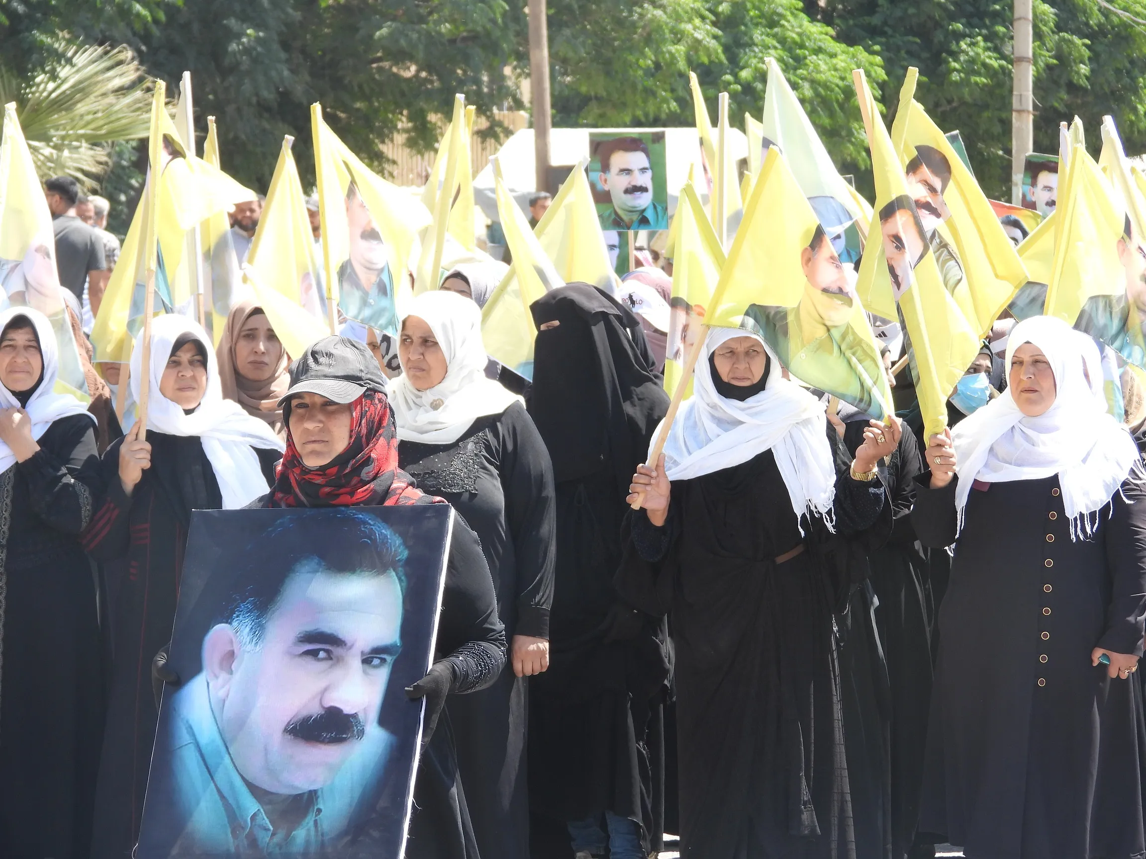 ​​​​​​​ننتمي إلى فكر وفلسفة القائد عبد الله أوجلان
