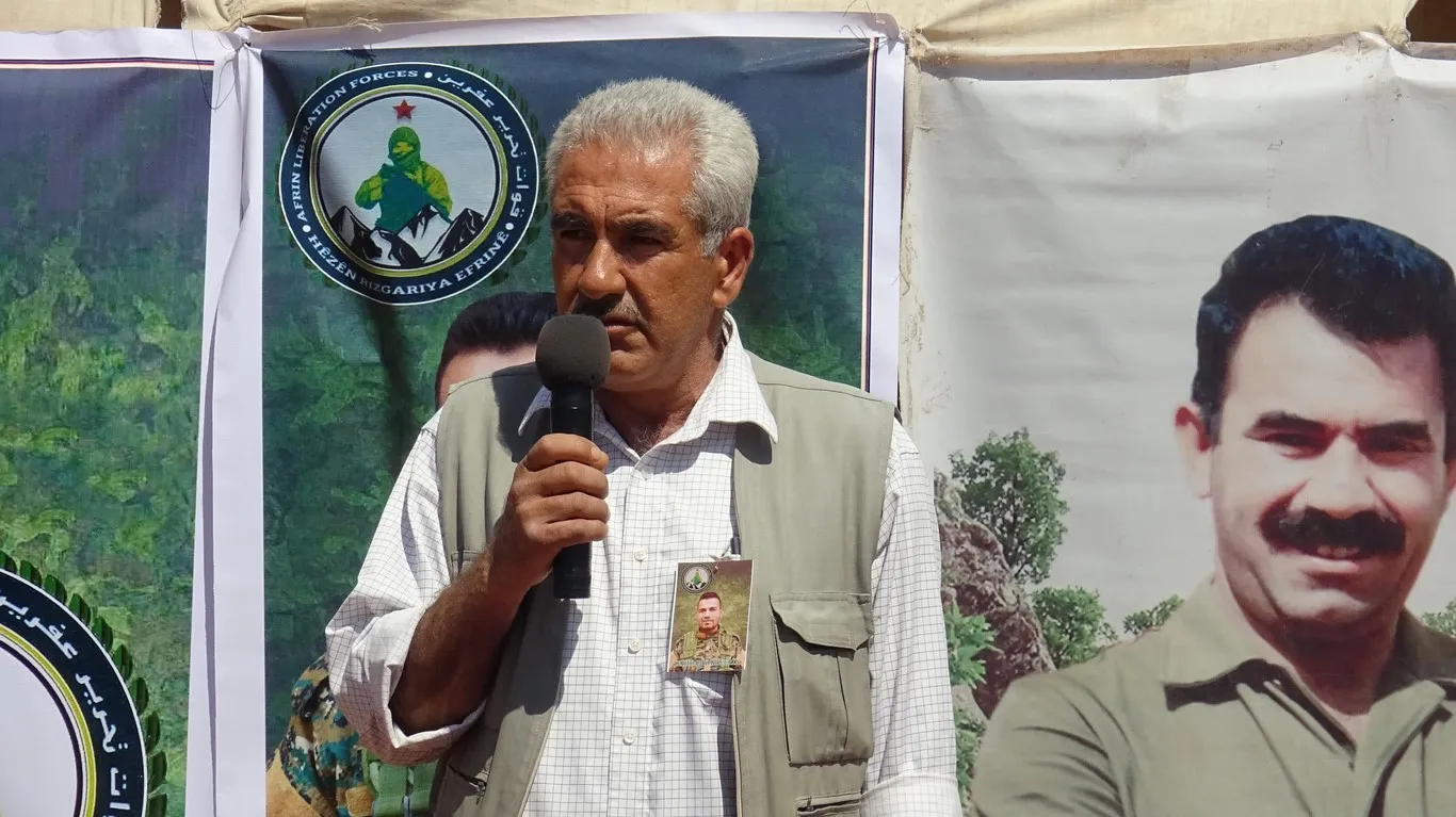 ​​​​​​​المئات يقدمون واجب العزاء لذوي الشهيد ديار عفرين