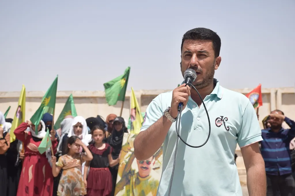 ​​​​​​​أهالي الشدادي يطالبون بتحقيق حرية القائد عبد الله أوجلان الجسدية