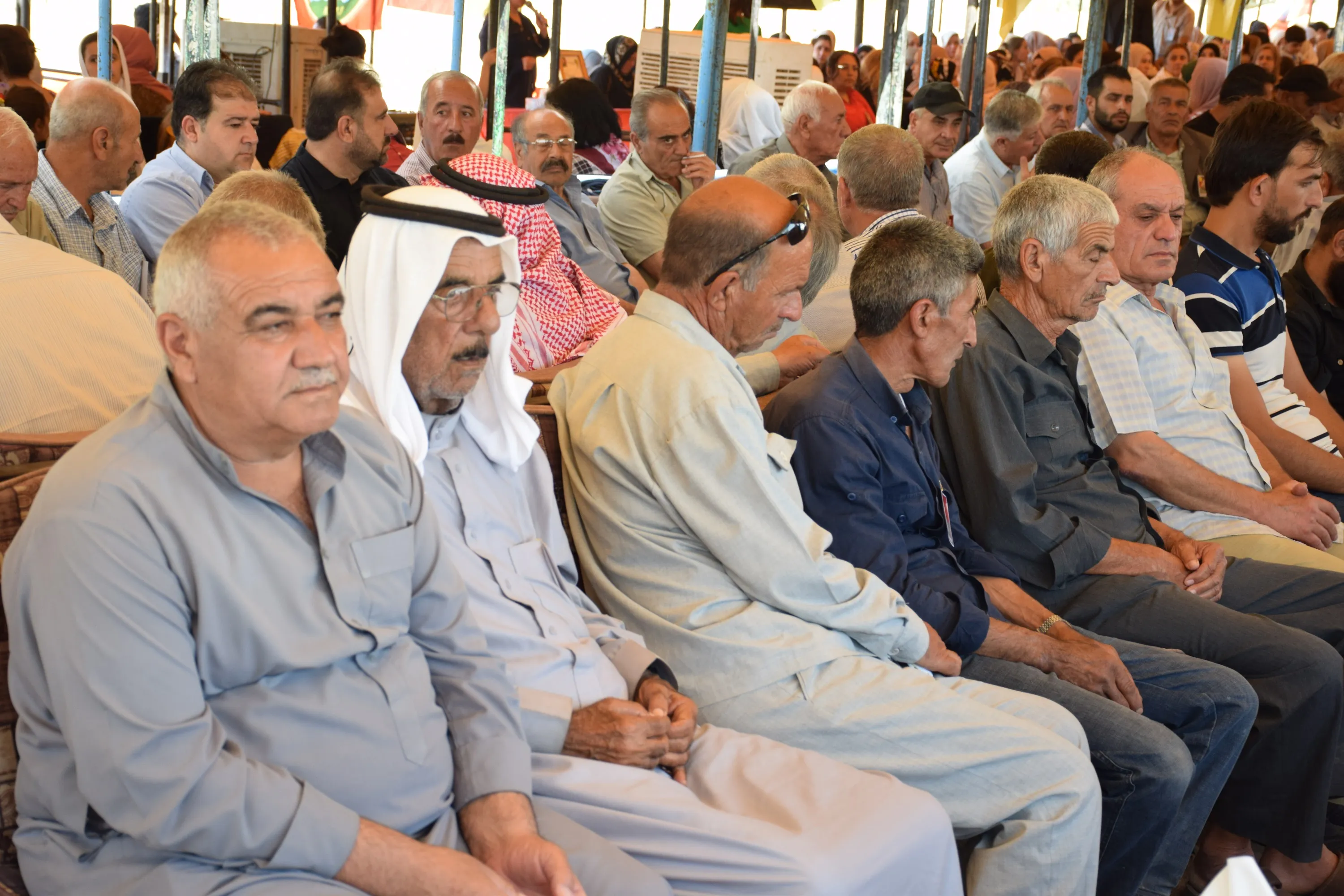 "بسواعد أبنائنا وبناتنا تُكتب اليوم ملاحم البطولة أمام المحتلين"