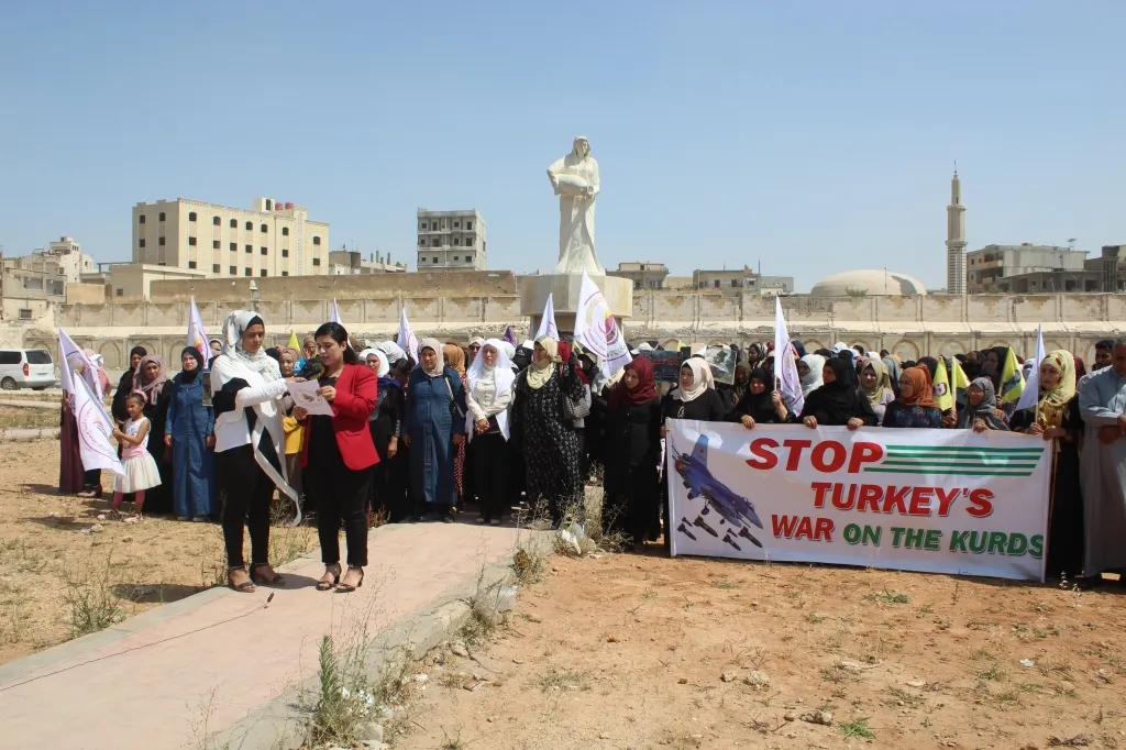 ​​​​​​​غضب واستياء شعبي إزاء هجمات الاحتلال التركي على المنطقة