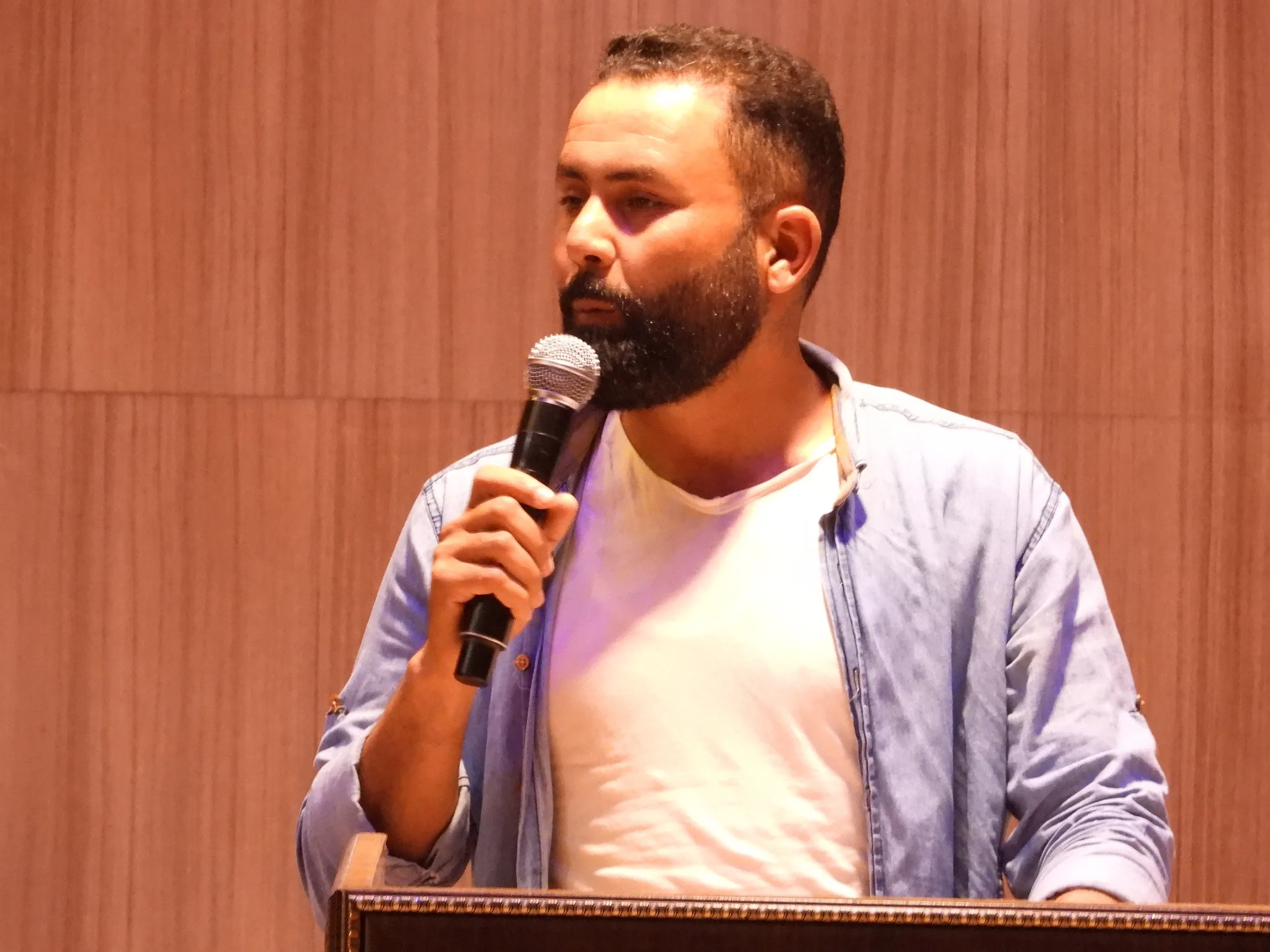 اختتام الملتقى الأدبي السادس في الطبقة بتكريم المشاركين