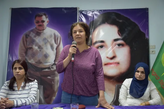 اجتماع نسائي لمناقشة أسباب الانتحار وسبل الحد منه