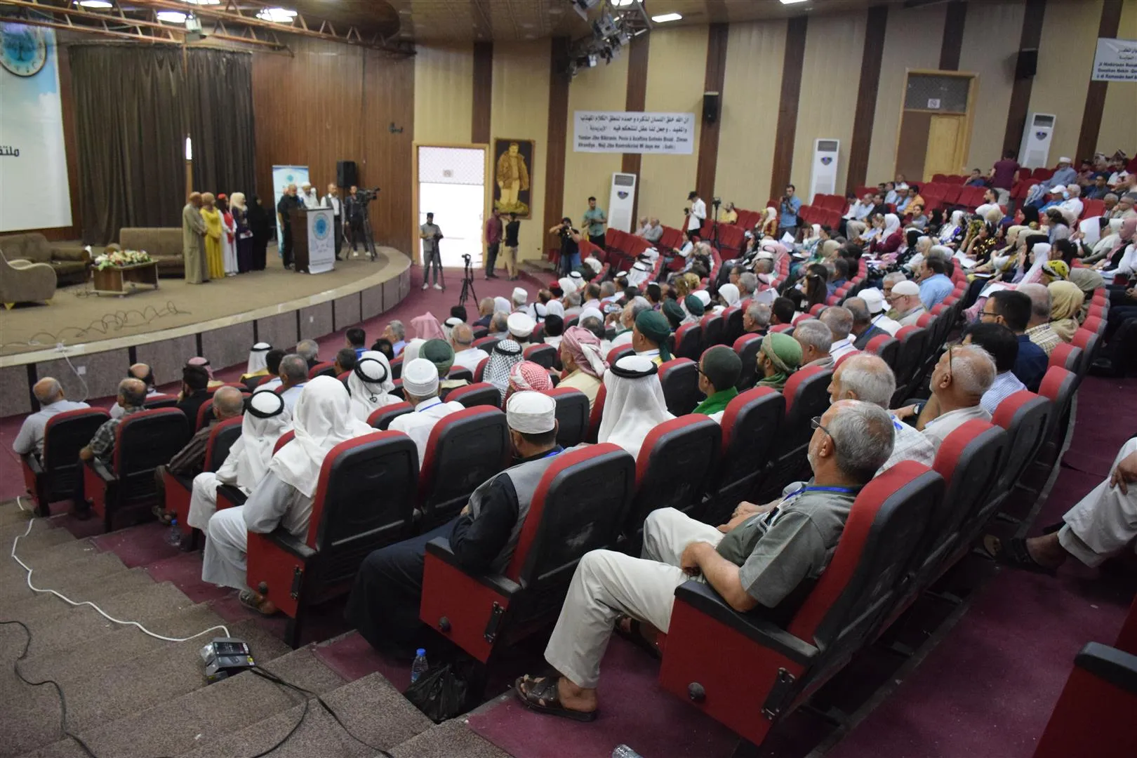 من مؤتمر الأديان والمعتقدات: تطبيق الإدارة الذاتية يؤمّن السلام للسوريين