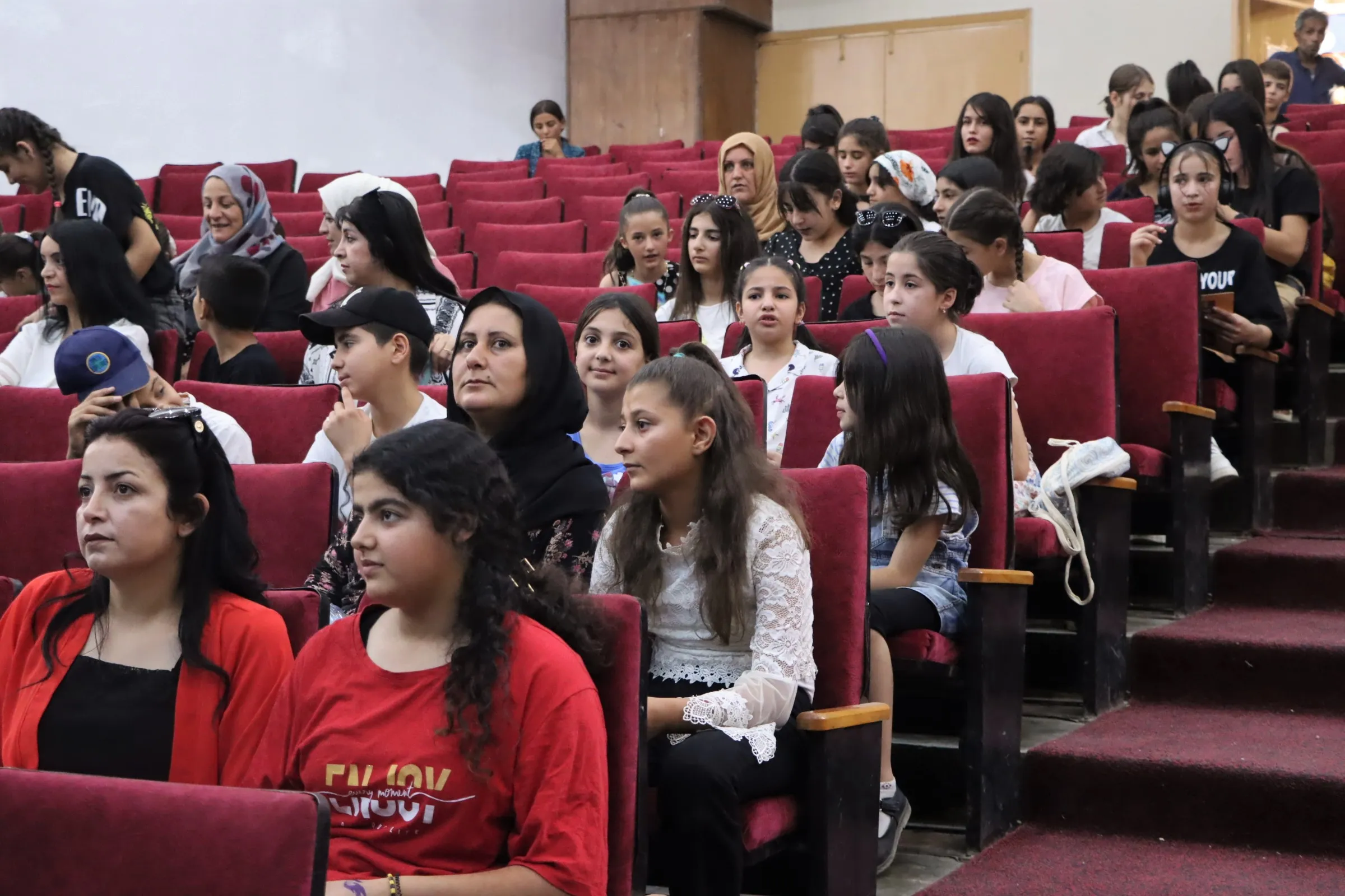 150 متسابقاً جديداً في الدورة الرابعة لمسابقة كاتب المستقبل