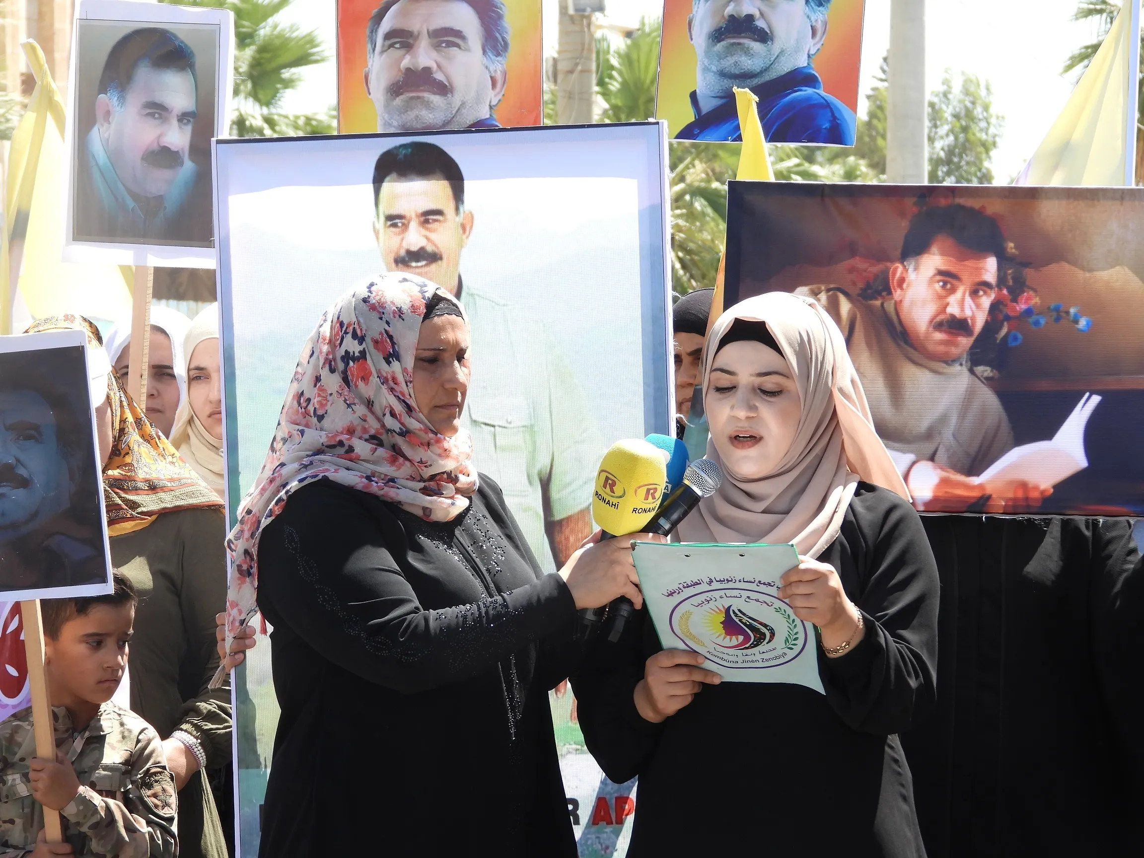 خلال مظاهرات.. تجديد العهد بتصعيد النضال حتى تحقيق الحرية الجسدية للقائد