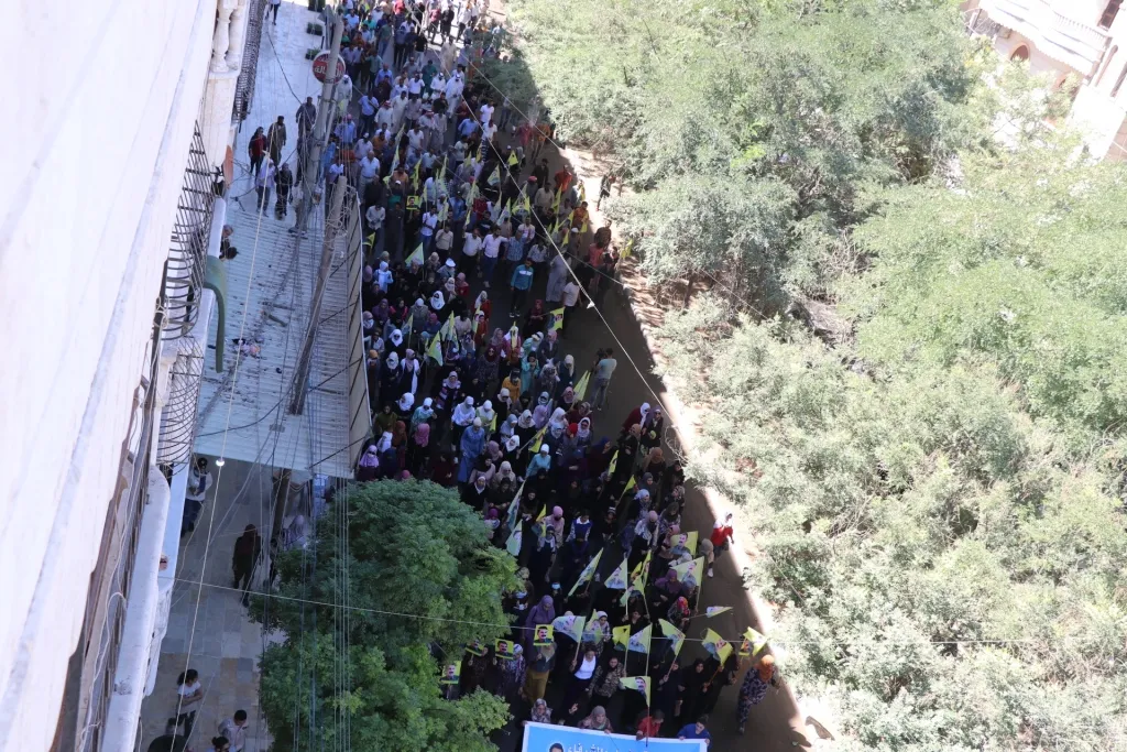 ​​​​​​​المئات في منبج: بروح مقاومة القائد سنصعّد نضالنا حتى نحقق حريته الجسدية