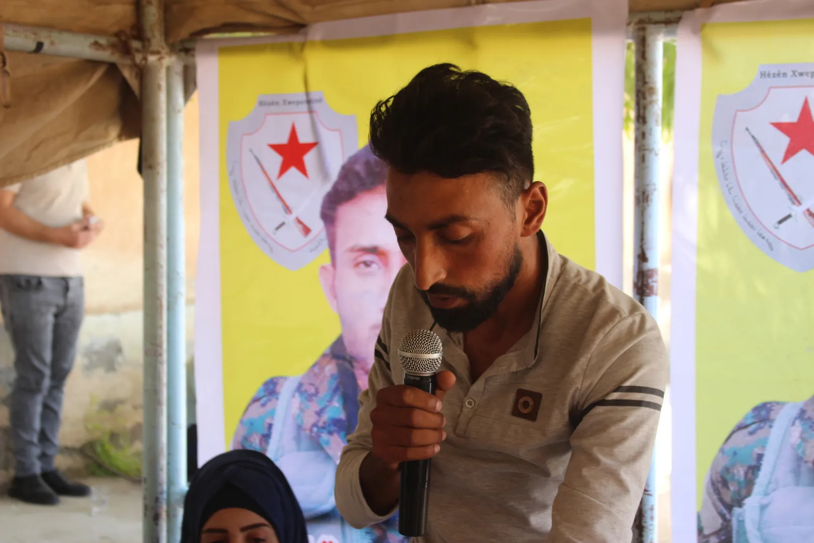 ​​​​​​​​​​​​​​​​​​​​​​​​​​"لن نتراجع عن المقاومة" رسالة أهالي تل براك تحت خيمة عزاء شهيدين
