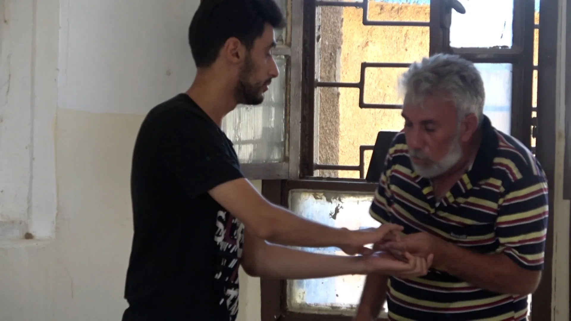 ​​​​​​​مسرحية توعوية عن مخاطر المخدرات وأضرارها على المجتمع في دير الزور