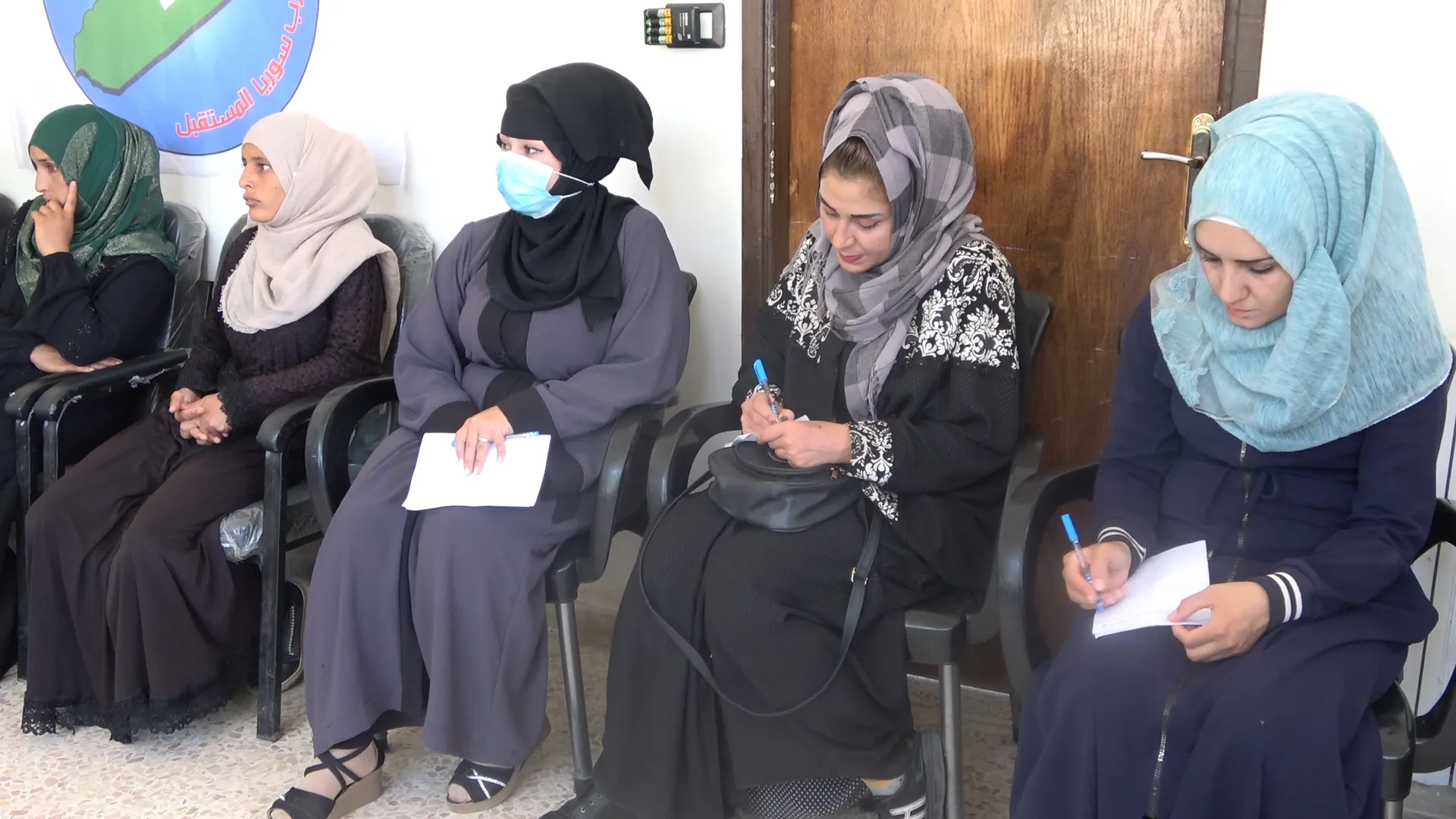 تحت شعار" المرأة الواعية اساس بناء مجتمع ديمقراطي" اجتماع جماهيري في المنصورة