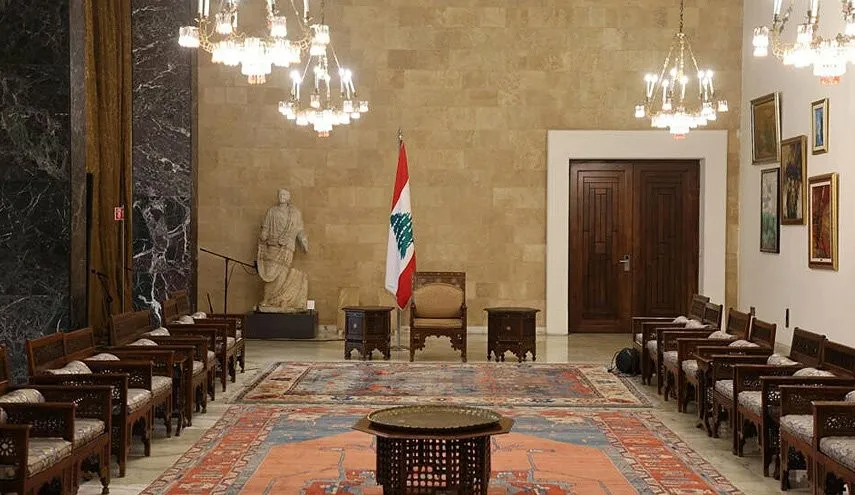 جمود سياسي واقتصادي يهدد مستقبل لبنان