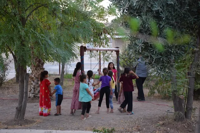 "نشعر أننا قدمنا شيئاً كبيراً لقريتنا بعملنا التعاوني"