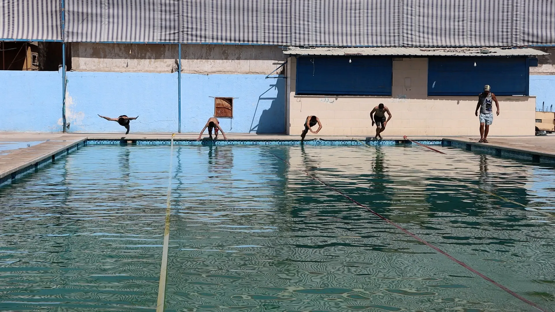 ​​​​​​​بطولة سباحة مفتوحة في قامشلو