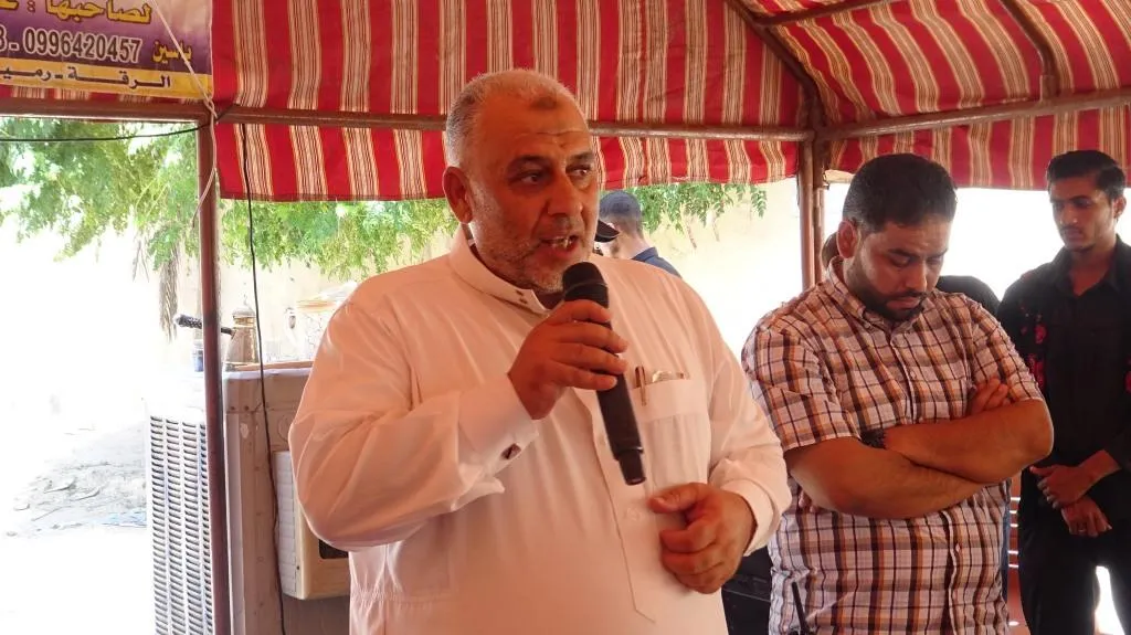 تقديم واجب العزاء لذوي الشهيد موسى الحماد