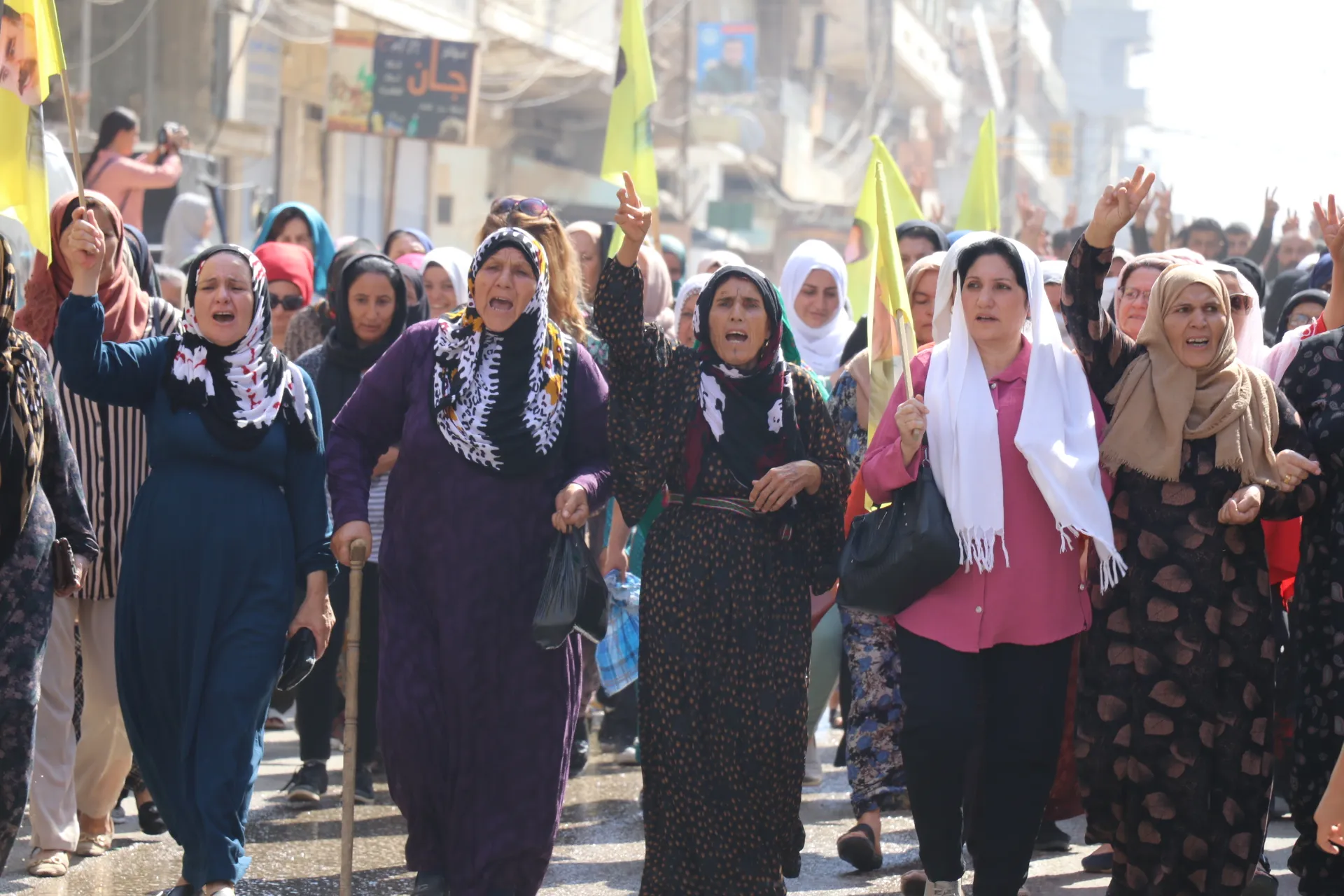 التأكيد على التمسُّك بالقضية خلال مراسم غيابية لمقاتل في قوات الدفاع الشعبي