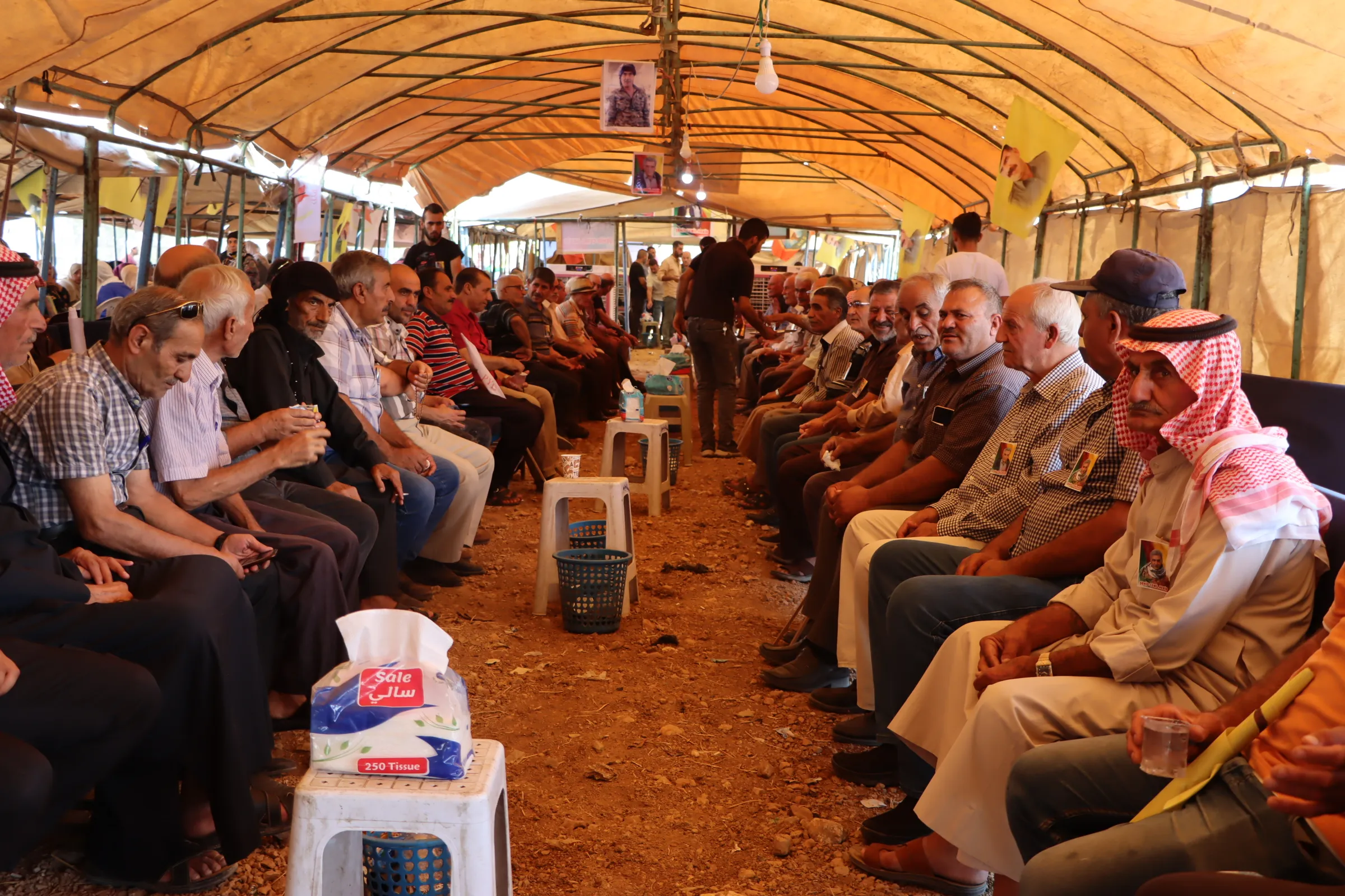 ​​​​​​​أهالي قامشلو يقدّمون واجب العزاء لذوي الشهيد جميل حبيب