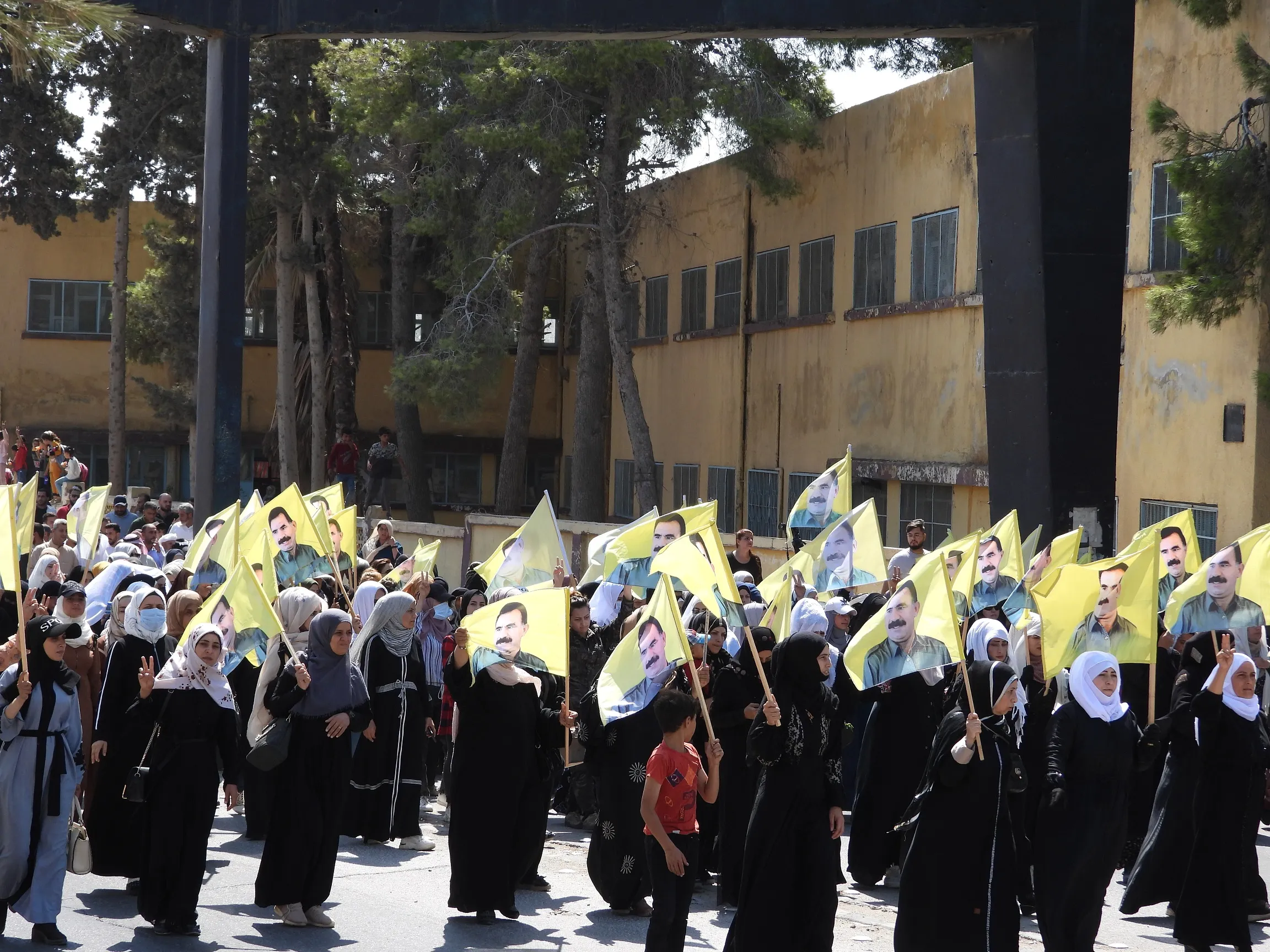 ​​​​​​​مظاهرة مناهضة لسياسات الدولة التركية في الطبقة