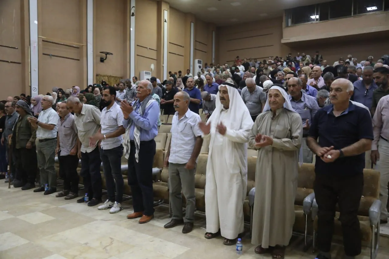 الإدارة الذاتية لإقليم الجزيرة تكرّم اللجان التي حمت المحاصيل الزراعية