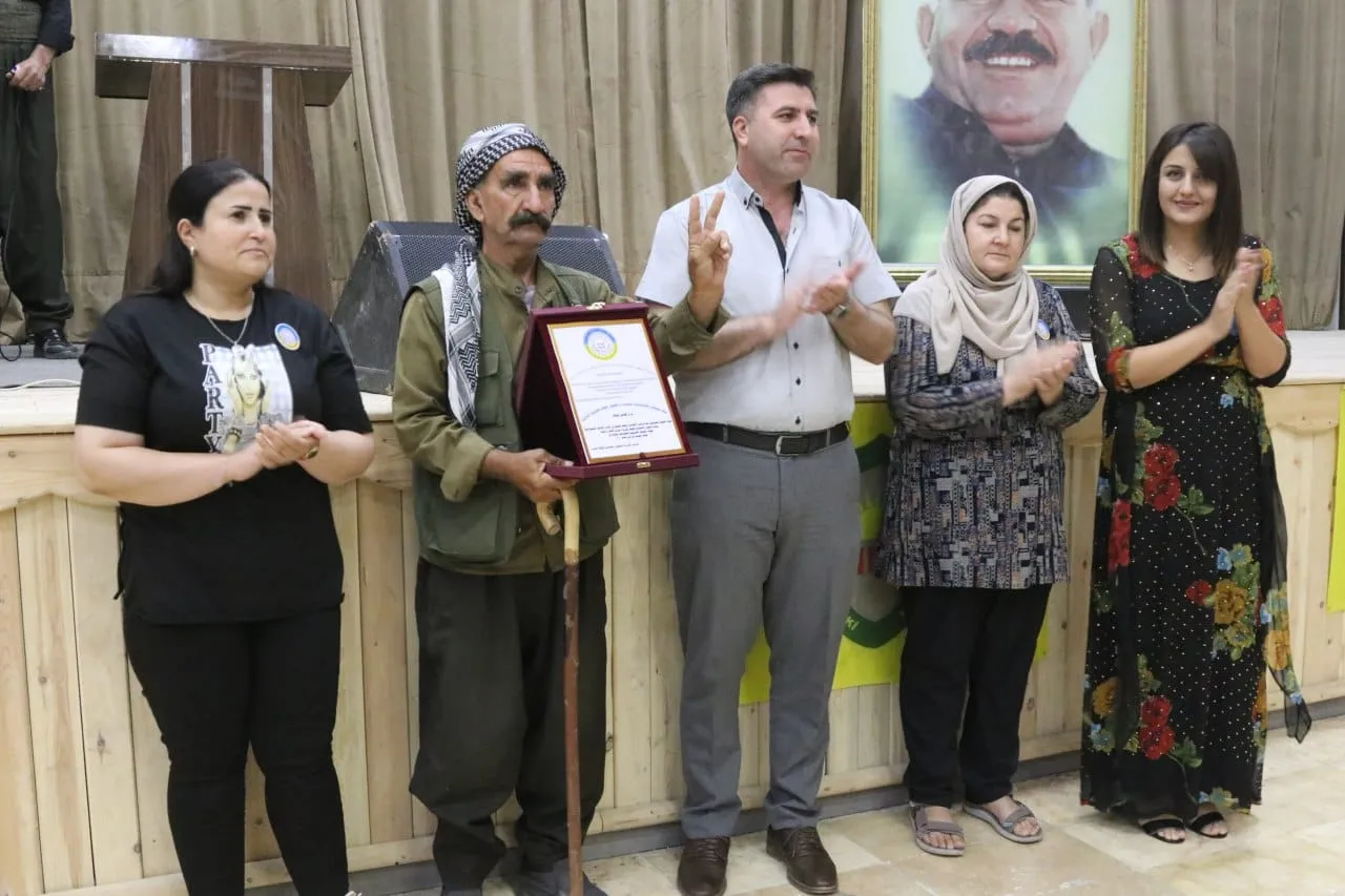 الإدارة الذاتية لإقليم الجزيرة تكرّم اللجان التي حمت المحاصيل الزراعية