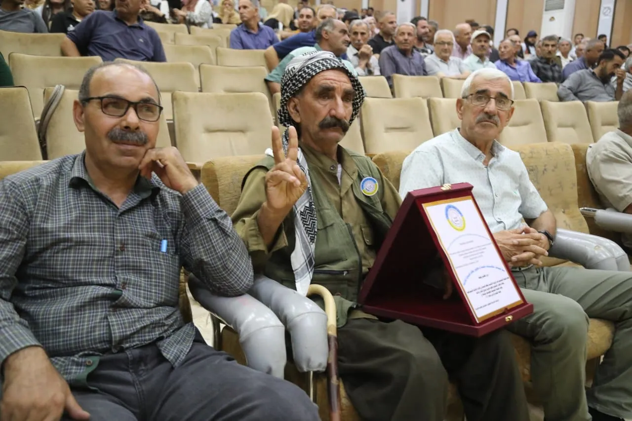 الإدارة الذاتية لإقليم الجزيرة تكرّم اللجان التي حمت المحاصيل الزراعية