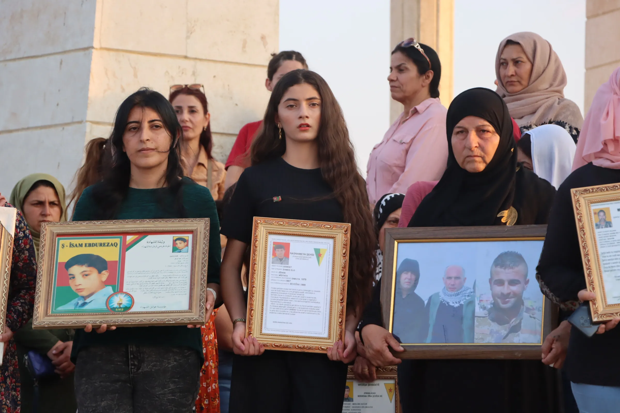 تجديد العهد على مواصلة الكفاح خلال استذكار 36 شهيداً وشهيدة في عامودا