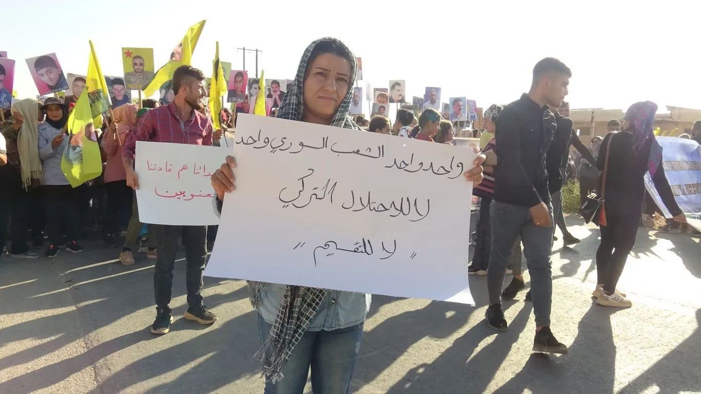 ذوو الشهداء في عفرين والشهباء ينددون بالاحتلال والخيانة