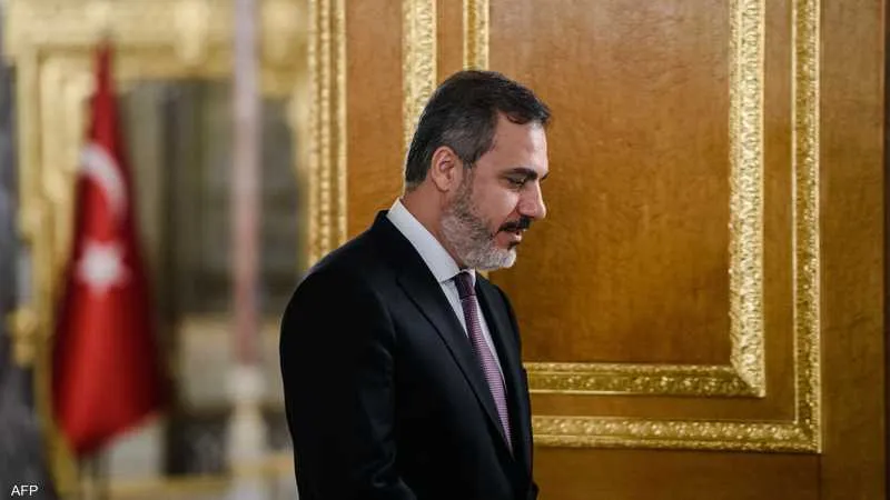هاكان فيدان يصل إلى بغداد