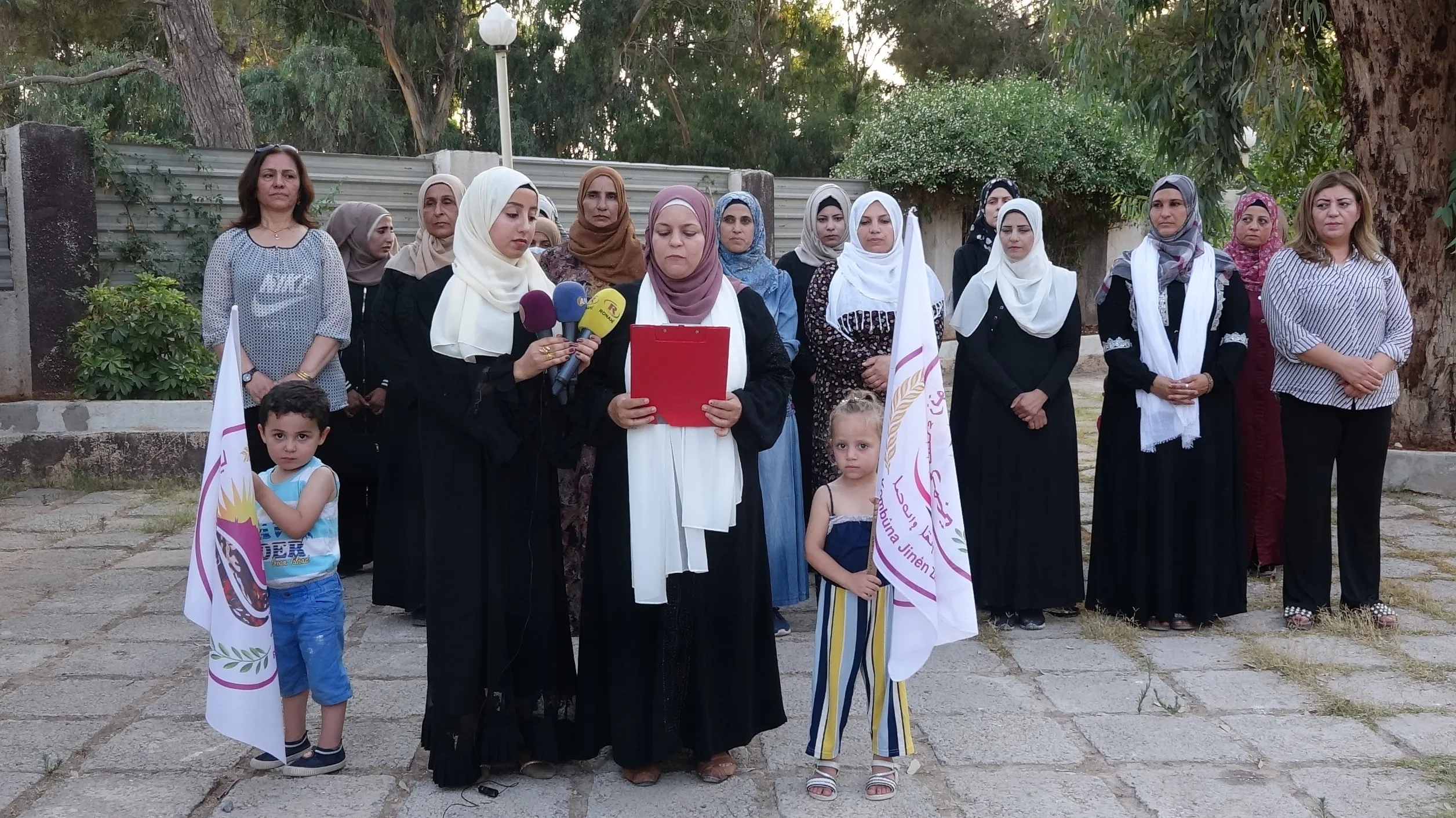 "على المجتمع الدولي تحمل مسؤوليته الأخلاقية والقانونية في محاسبة كل من شارك في المجزرة"