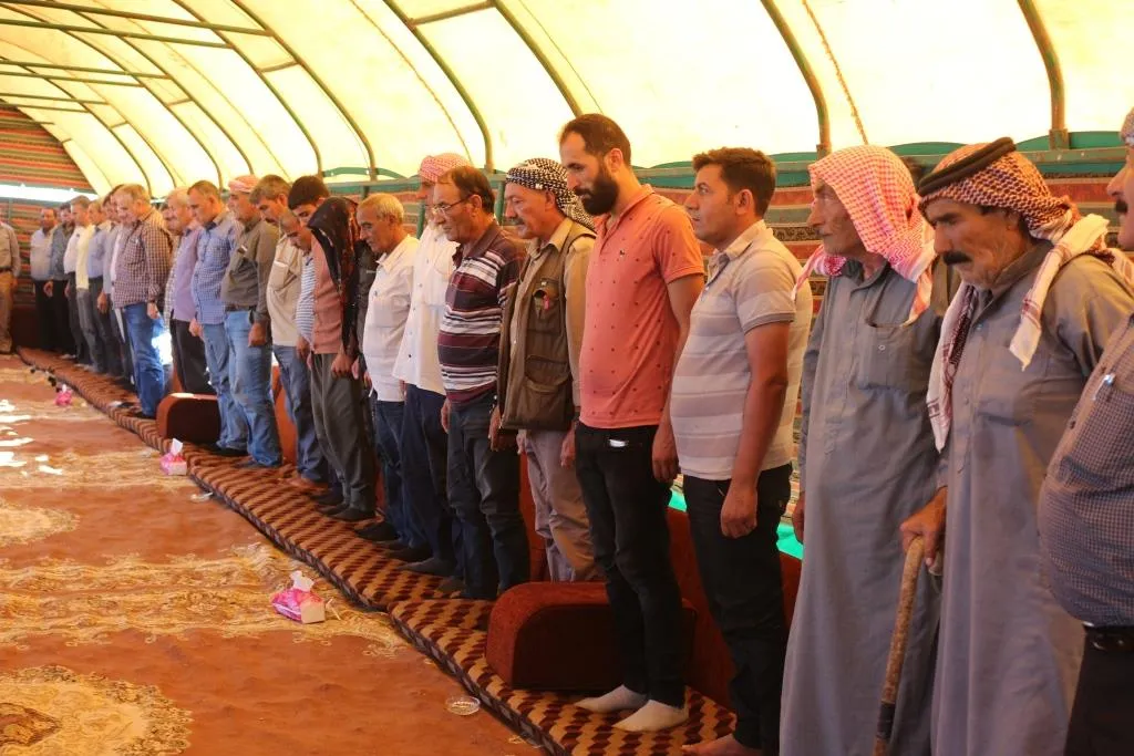 تقديم العزاء لذوي الشهيدة زين في كوباني