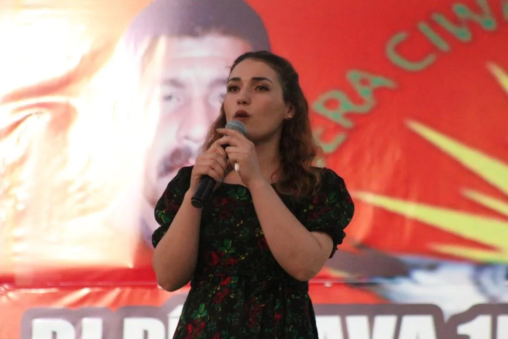 أهالي إقليم الفرات يحتفلون بالذكرى السنوية الـ 39 لعيد الانبعاث 15 آب
