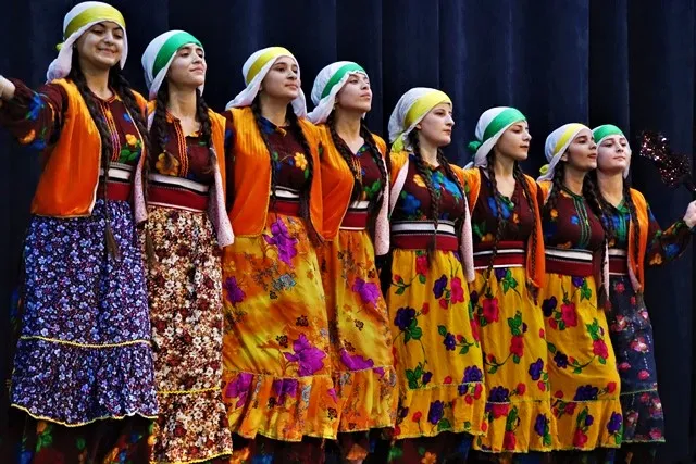 ​​​​​​​مهرجان الشهيدة روناهي باور للدبكات الشعبية يعود إلى الساحة الفنية قريباً