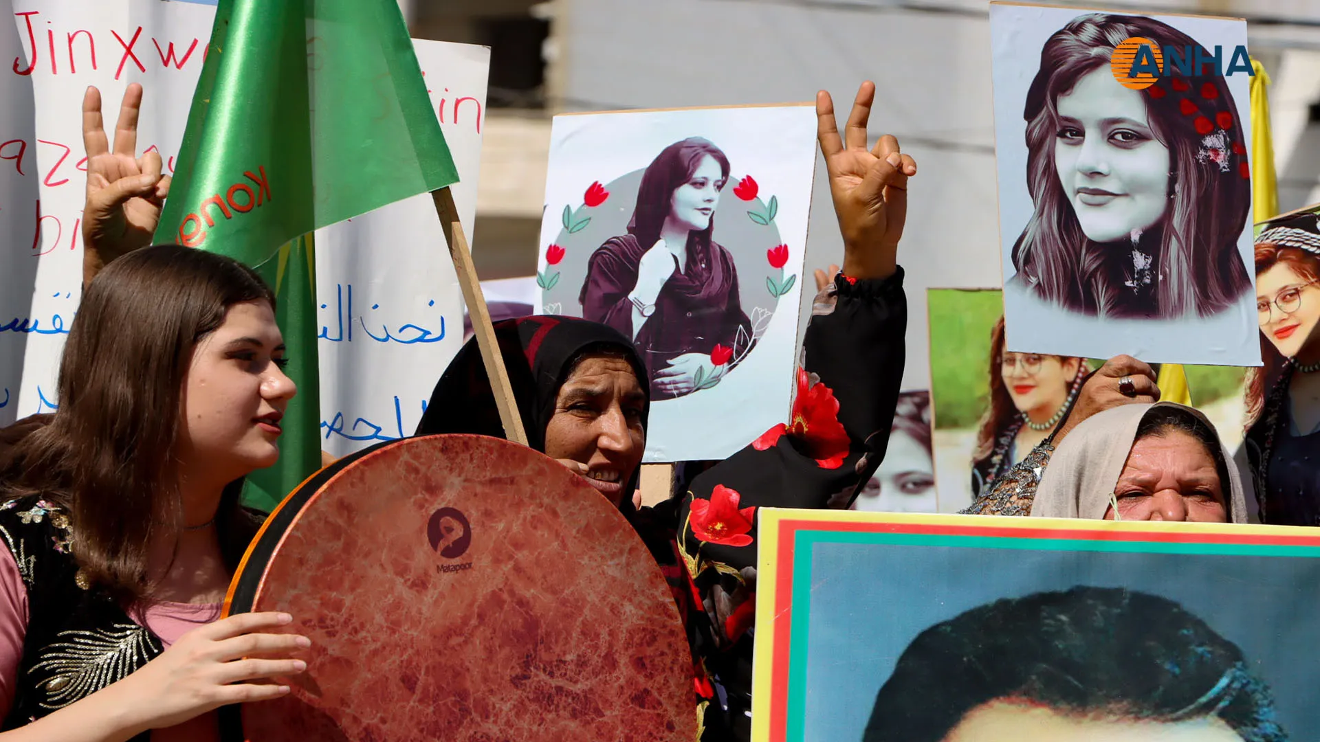 مقتطفات من إحياء ذكرى انتفاضة Jin, Jiyan, Azadî وجينا أميني