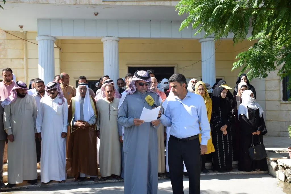 شيوخ وعشائر الرقة: على أهلنا في دير الزور عدم الانجرار خلف مخططات الأعداء