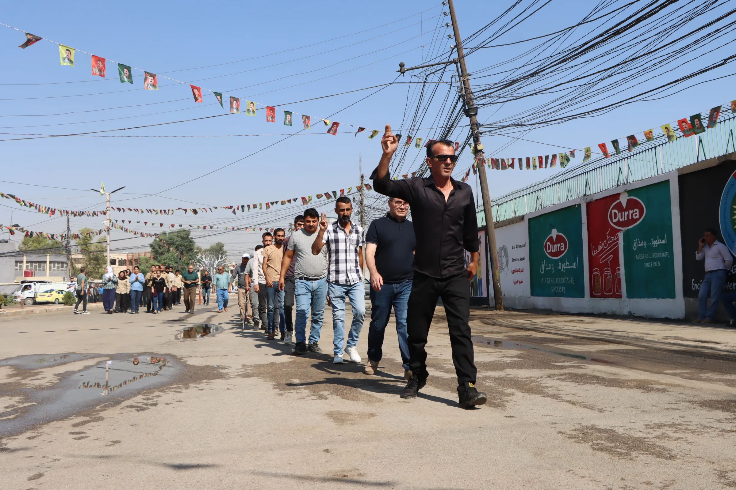 ​​​​​​​حشود غفيرة تتوجّه إلى خيمة الاعتصام