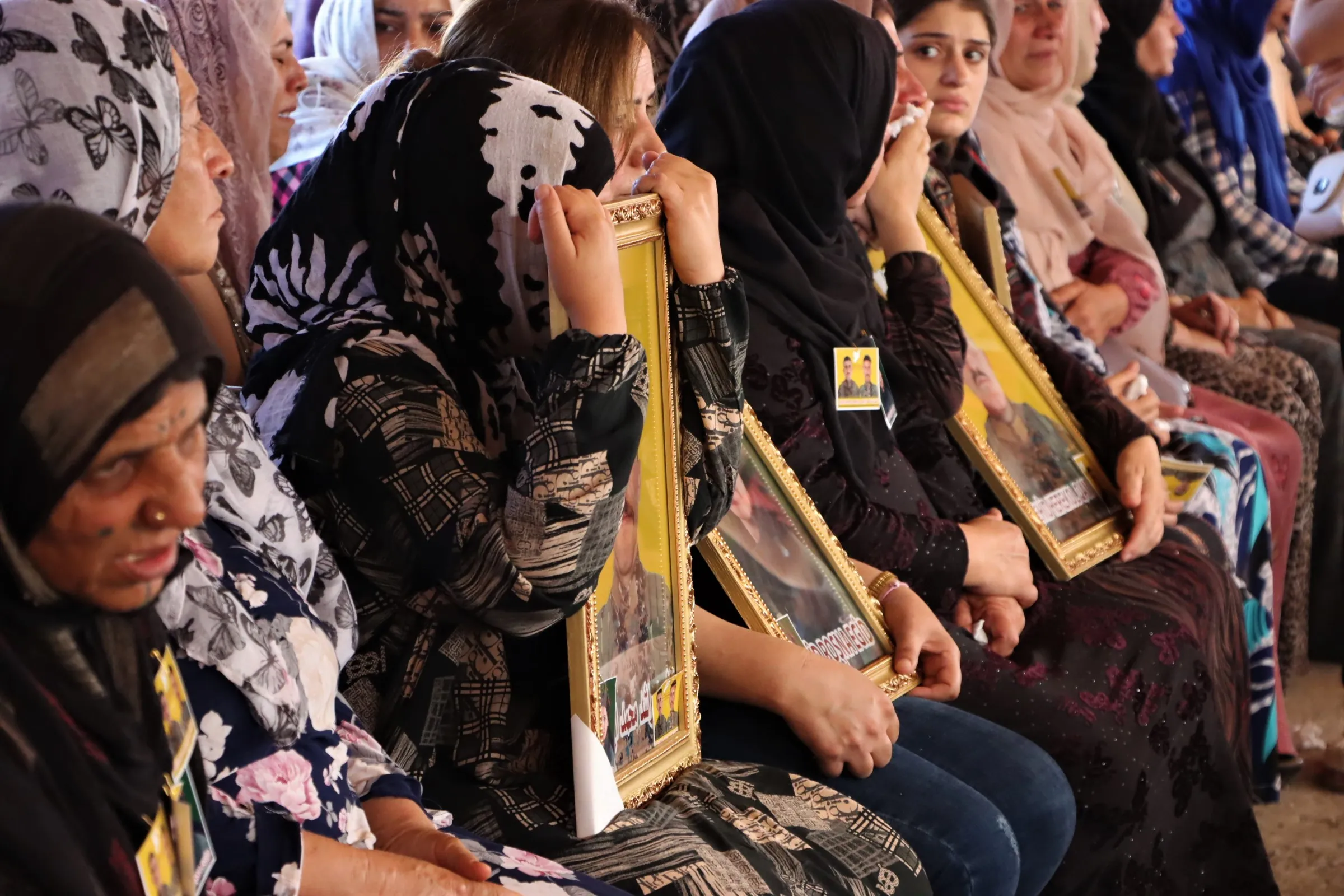 مكونات مقاطعة قامشلو تشيد ببطولة وتضحيات قسد في عملية