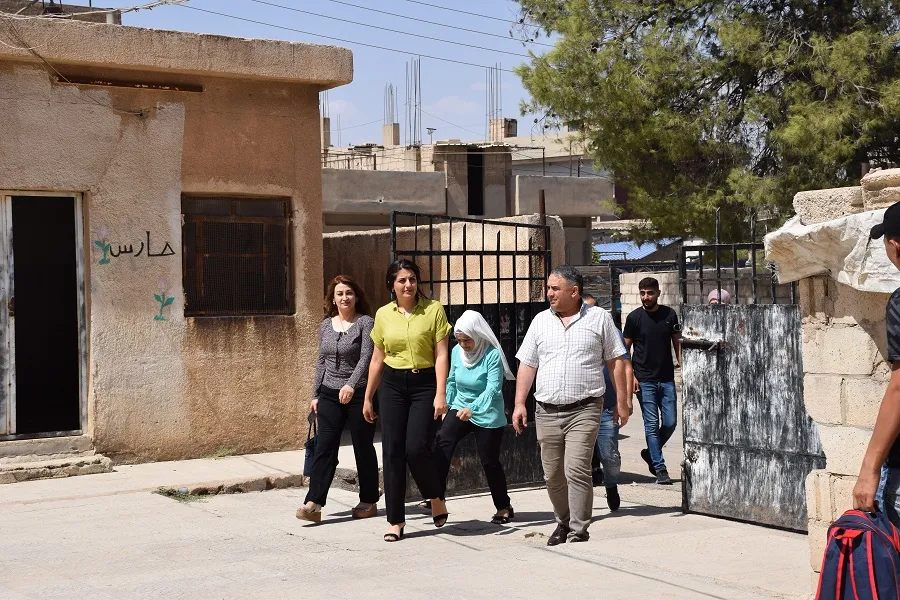 الإدارة الذاتية لإقليم الجزيرة تطّلع على أوضاع الطلبة بعد افتتاح المدارس