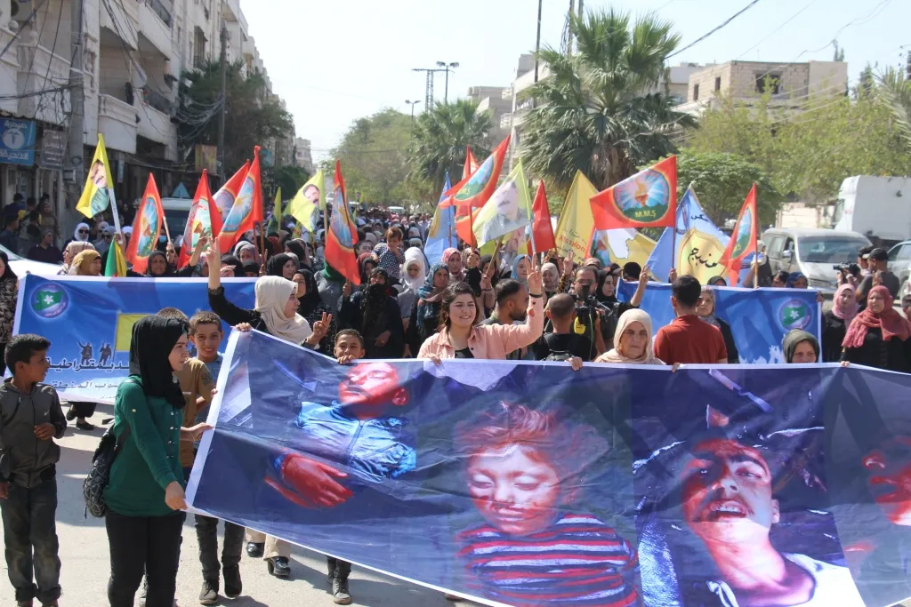 ​​​​​​​أهالي منبج: بوقوفنا مع قواتنا العسكرية هزمنا المرتزقة وأخمدنا نار الفتنة