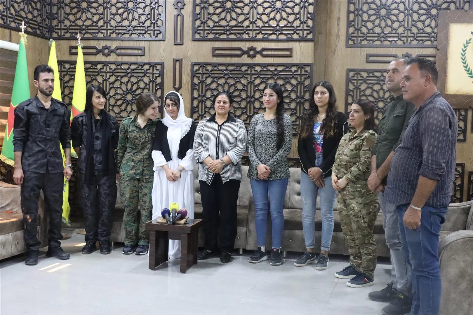 ​​​​​​​تسليم الشابة الإيزيدية فريال إبراهيم إلى وحدات مقاومة شنكال
