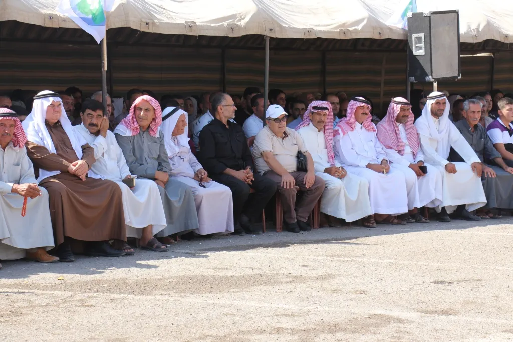 مكونات منبج خلال اعتصام يؤكدون على تلاحمهم ضد كل الهجمات