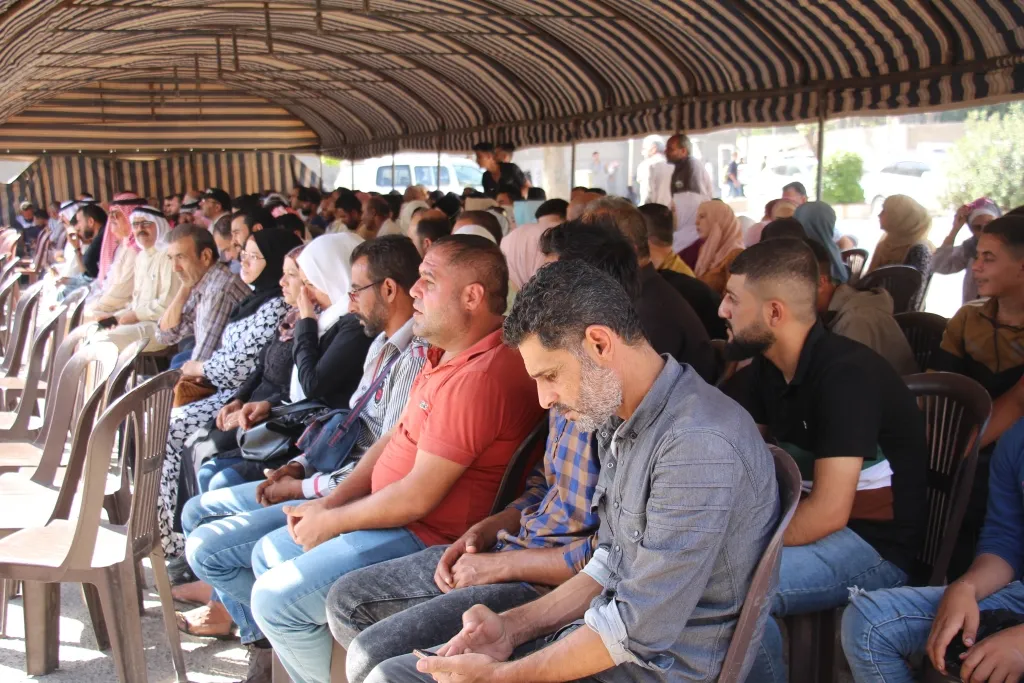 مكونات منبج خلال اعتصام يؤكدون على تلاحمهم ضد كل الهجمات