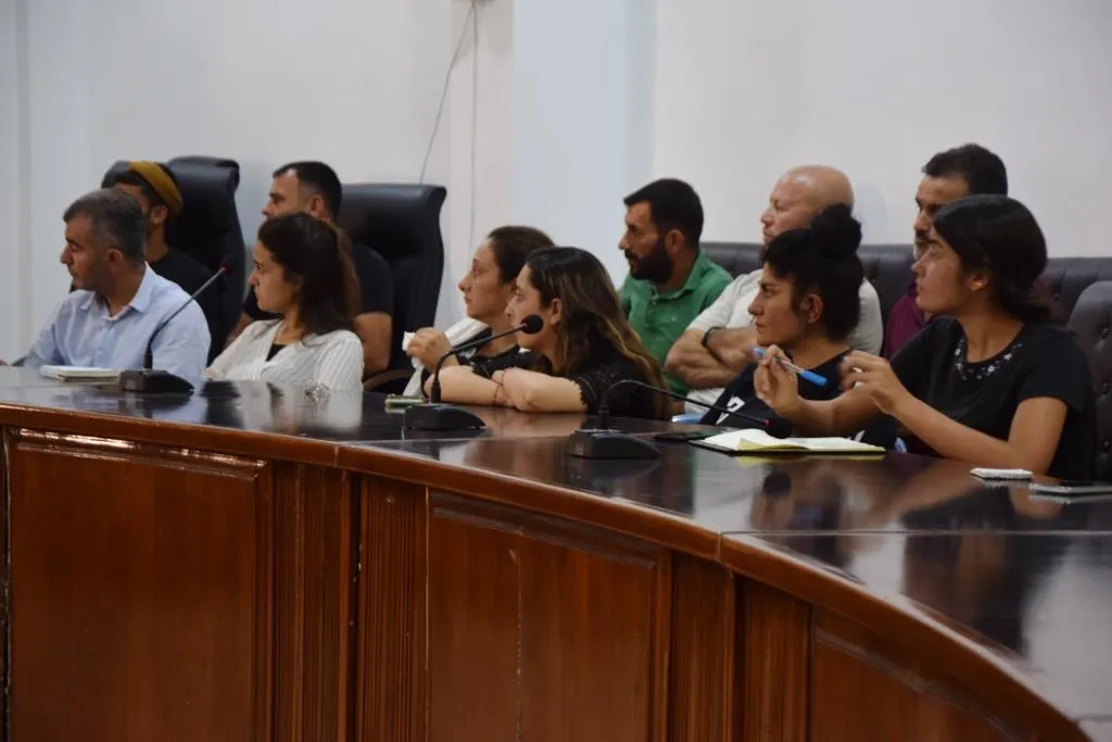 " الهجرة نوع من الحرب التي تمارس بحق المجتمع"
