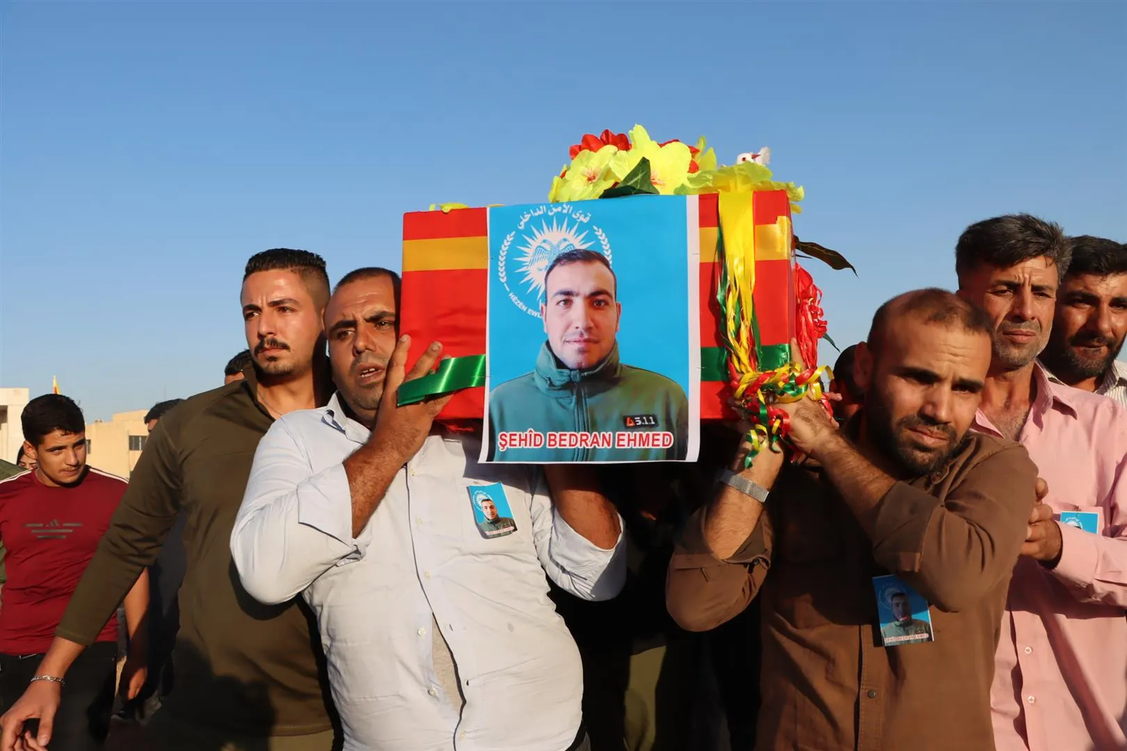 جثمان الشهيد بدران أحمد يوارى الثرى في ناحية عامودا